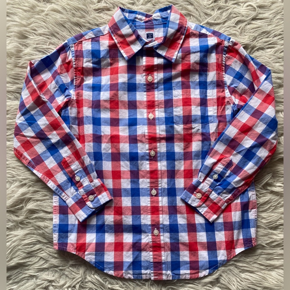 Jamie and Jack boys size 6 button down shirt.